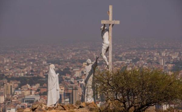 Entregan dos estaciones del Vía  Crucis en el Cristo de la Concordia