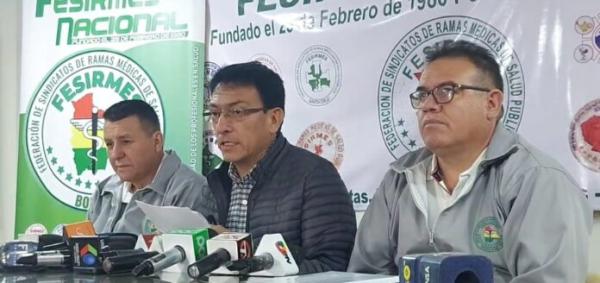 Médicos amenazan con paro de cinco días  si Diputados trata proyecto de Ley 035