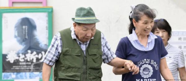 Japón absuelve a reo con más  años en corredor de la muerte