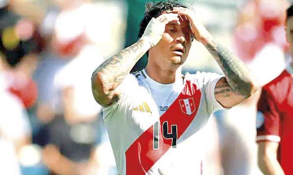 Perú se queda sin Lapadula por lesión