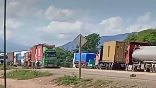 Bloqueo de carreteras ocasiona pérdida por $us 2.109 millones