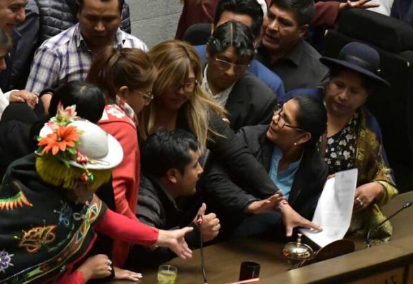 Omar Yujra es elegido Presidente de Diputados