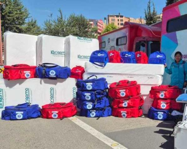 Equipan con maletines tácticos  a ambulancias municipales