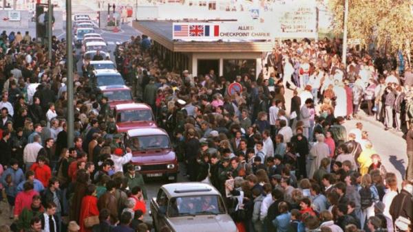 Alemania conmemora 35 años de la caída del Muro de Berlín