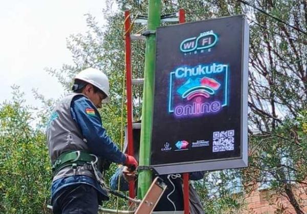 Inauguran en Pampahasi  un punto de WiFi libre