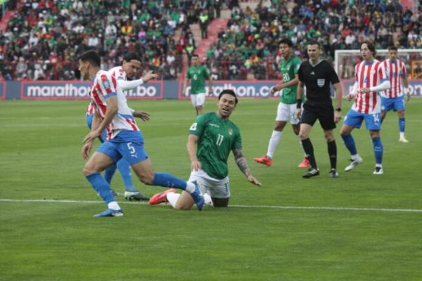 Bolivia empata ante Paraguay y se aleja del sueño de Mundial