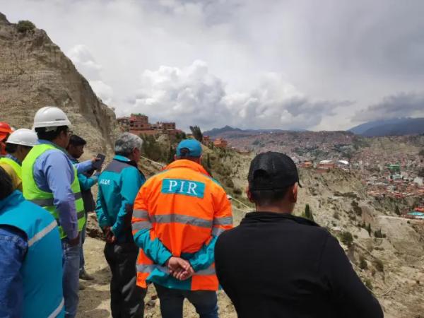 Se baraja posibilidad de construir canalización en zona Bajo Llojeta