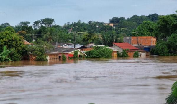 Emiten alerta naranja en siete departamentos