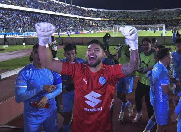 Bolívar deja de festejar y visita a San Antonio