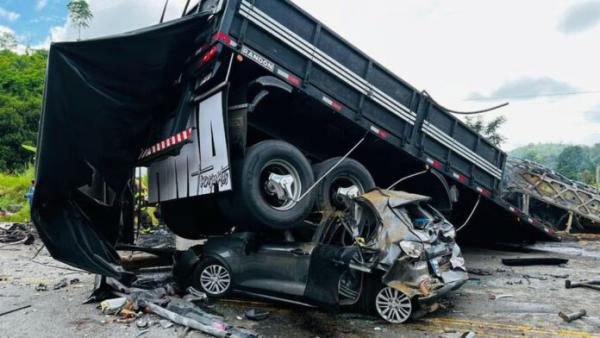 Fallecen 38 personas tras  accidente de bus en Brasil