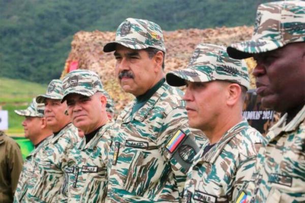 Dictador Maduro anuncia activación  de cuerpo de milicianos en Venezuela