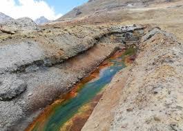 Denuncian que 15 de 23 empresas mineras operan en Viacha sin licencia ambiental