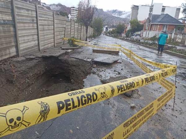 Precipitaciones pluviales causan  desborde de ríos y sifonamientos