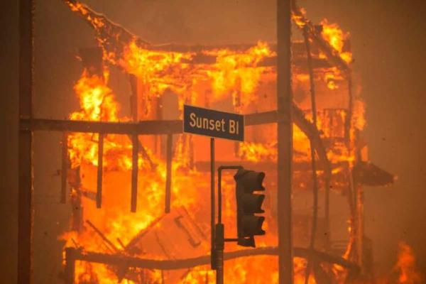 Aprueban despliegue aéreo para  apagar incendios en California