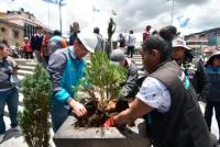 Denuncian destrozos  en plaza San Francisco