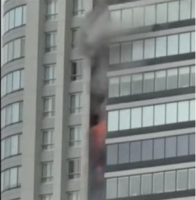 Incendio en torre de Puerto Madero: 100 personas evacuadas. (18:57)