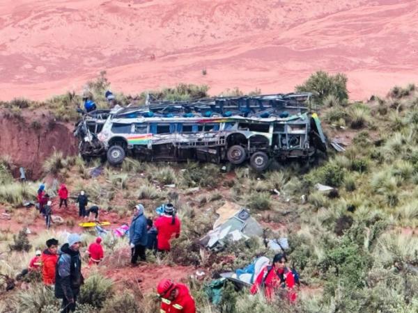 Nuevo hecho de tránsito en ruta  Oruro-Potosí deja 31 fallecidos